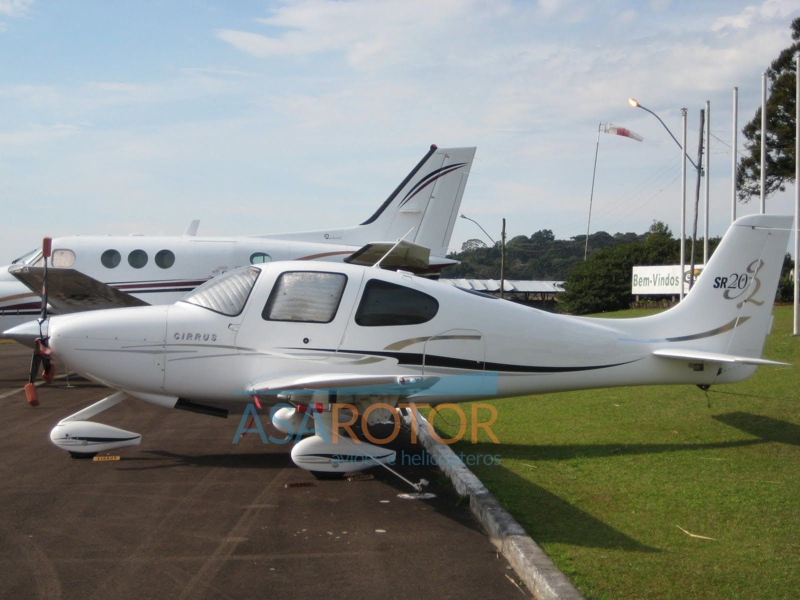 CIRRUS SR20 2006
