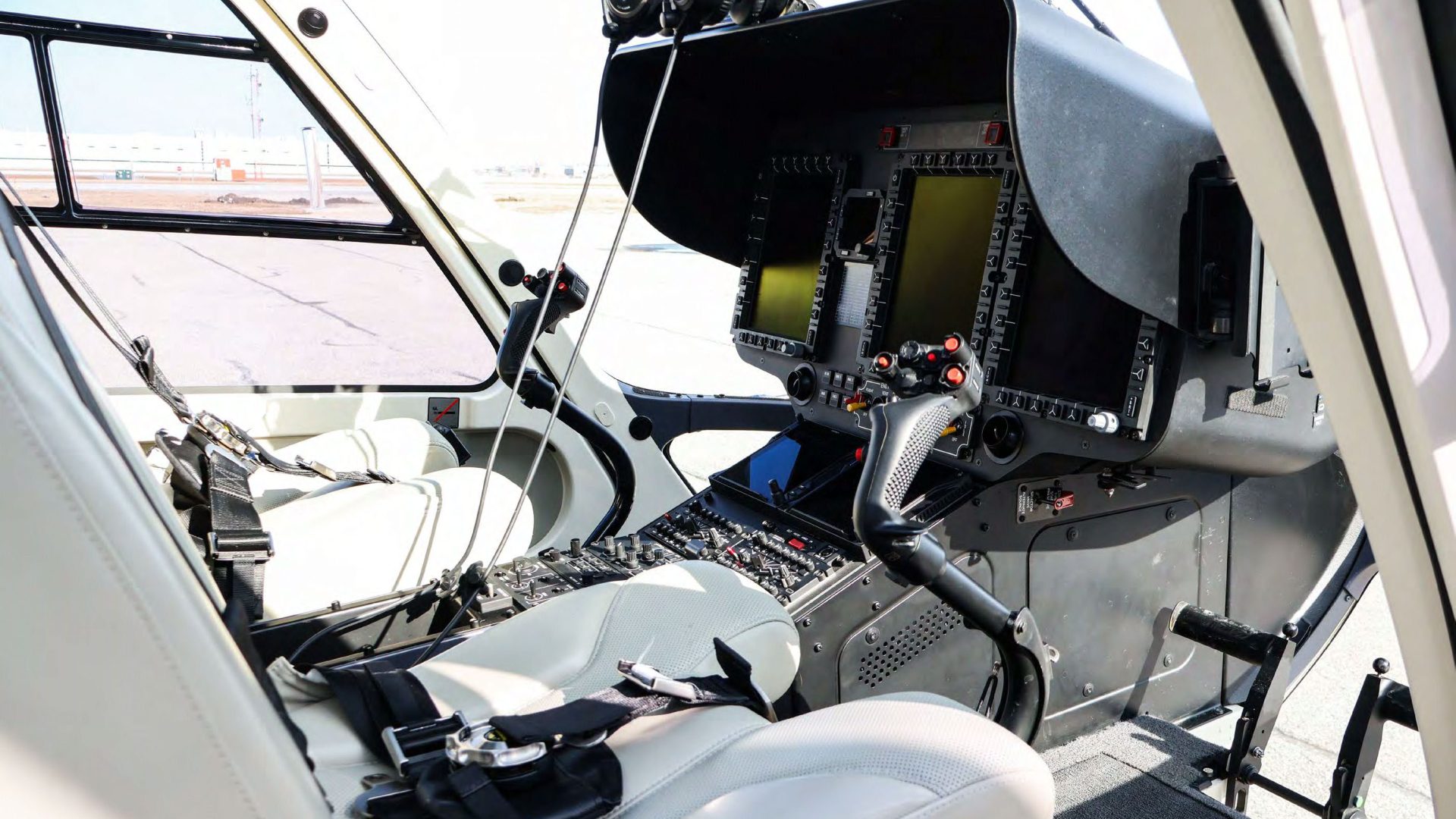 AIRBUS H135 T3 2023 — foto 6 de 17