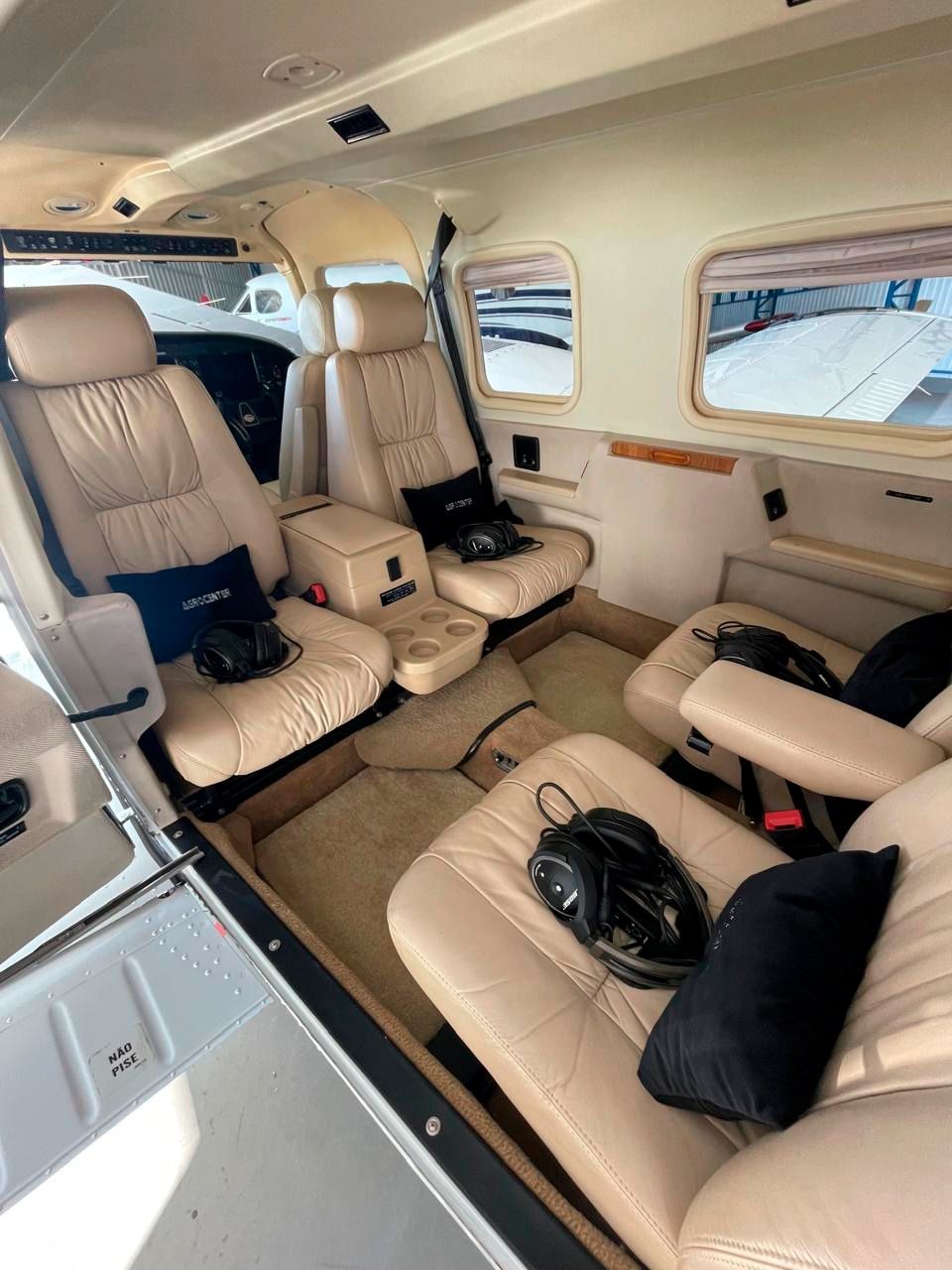 PIPER PA34-220T SENECA V 2013 — foto 6 de 9