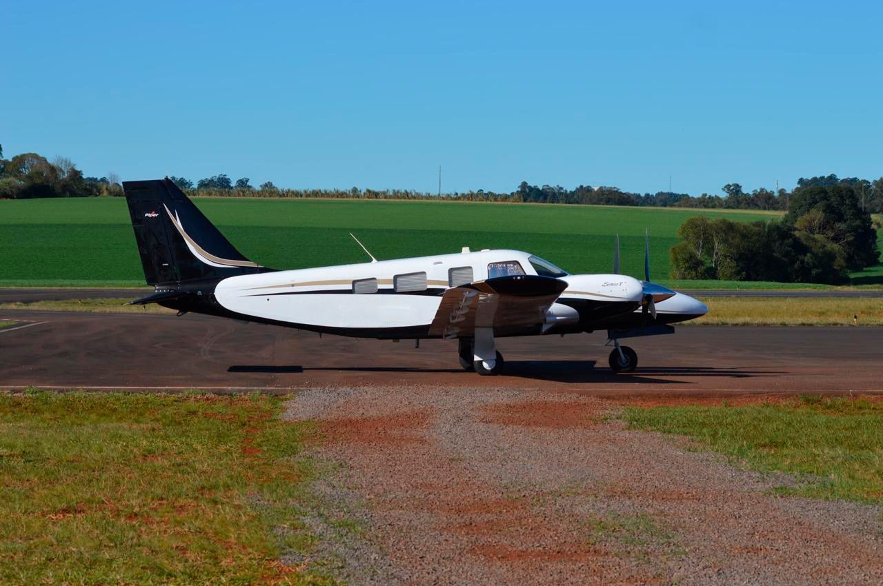 PIPER PA34-220T SENECA V 2013 — foto 2 de 9