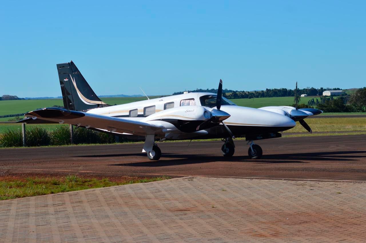 PIPER PA34-220T SENECA V 2013 — foto 4 de 9