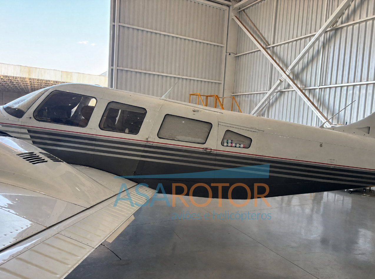PIPER PA-34-220T SENECA III 1983 — foto 2 de 10