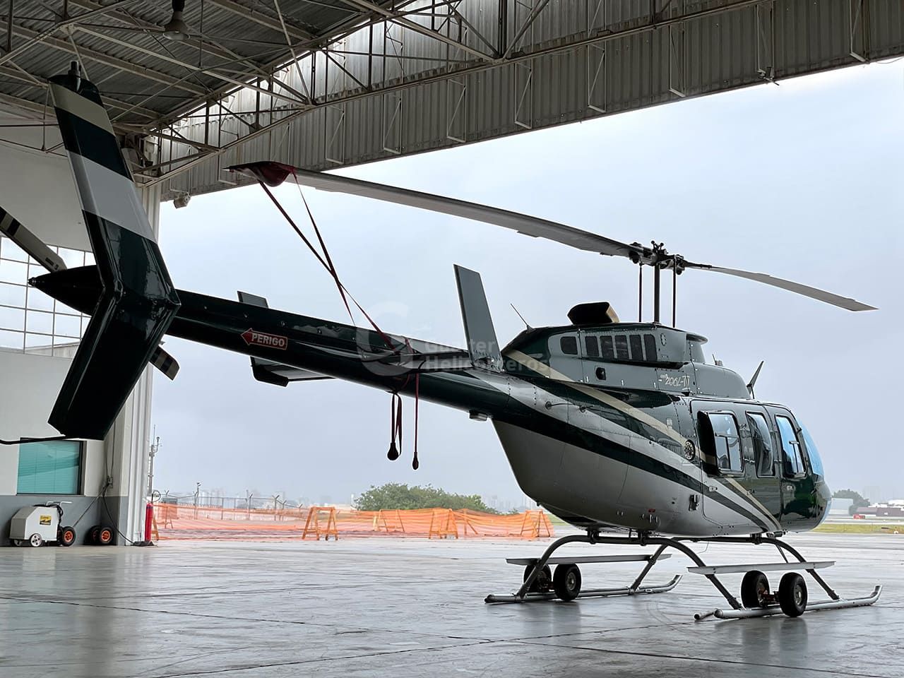 BELL 206L-4 LONG RANGER 1997 — foto 3 de 15