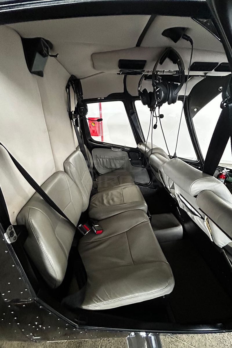 ROBINSON R66 TURBINE 2012 — foto 4 de 4
