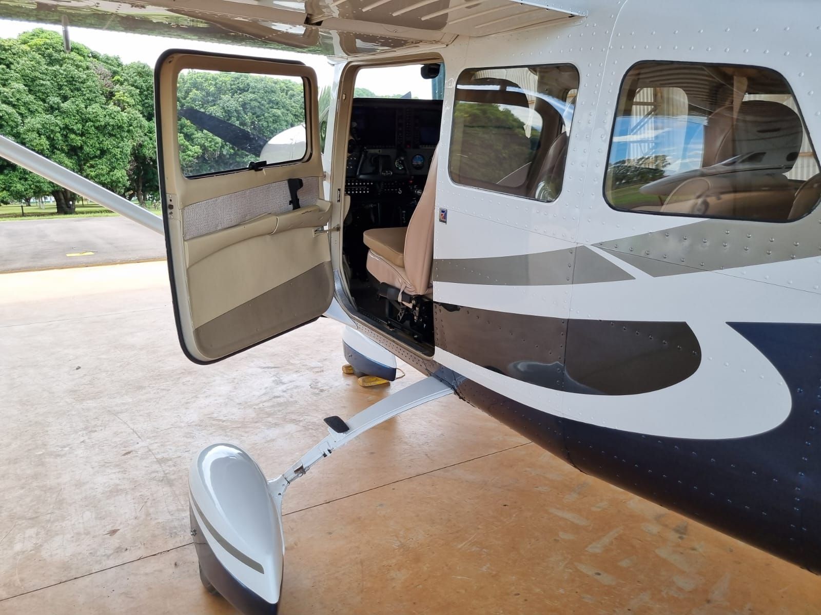 CESSNA 206H TURBO STATIONAIR 2005
