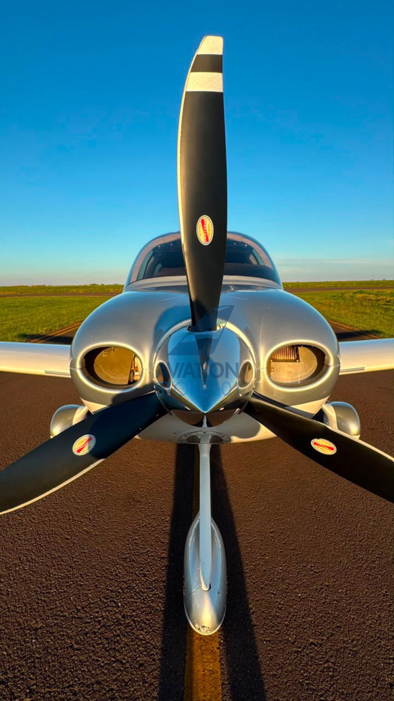 CIRRUS SR22 G3 GTS 2011