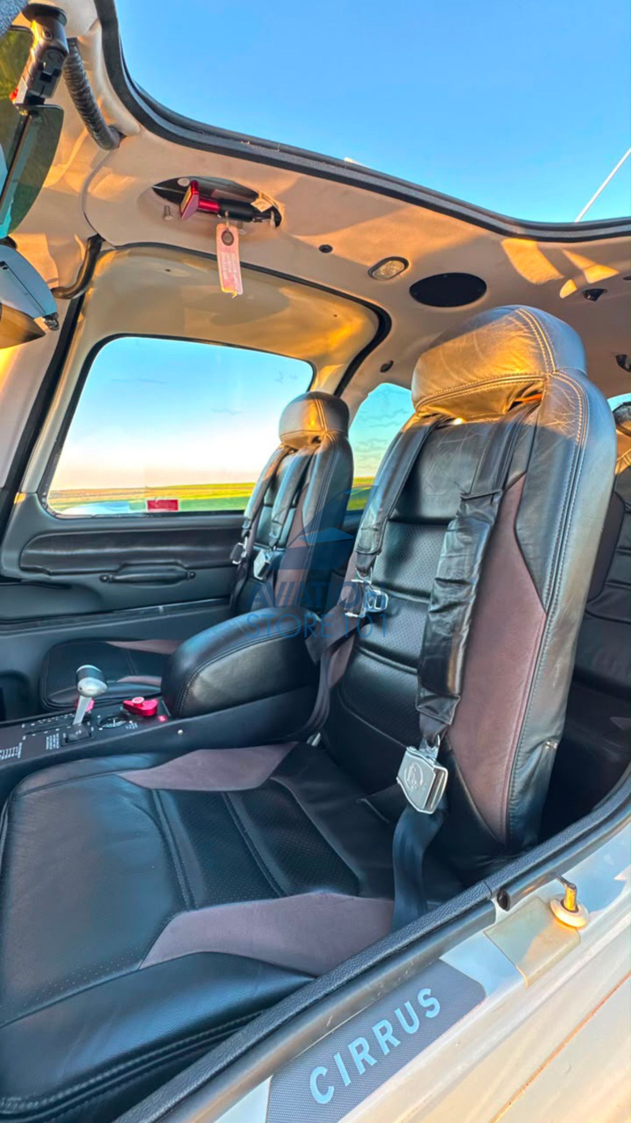 CIRRUS SR22 G3 GTS 2011