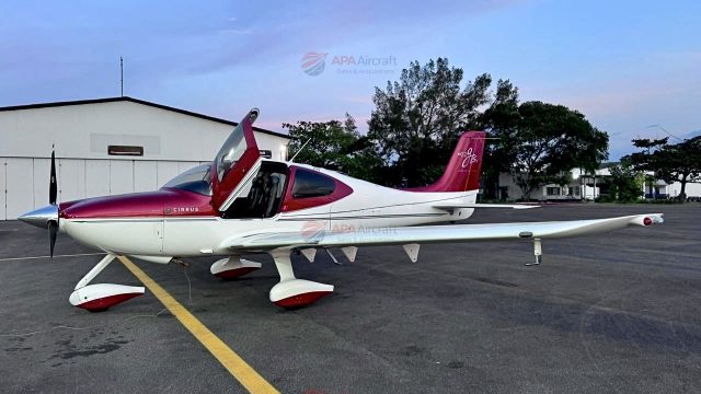 CIRRUS SR22 G3 GTS 2008