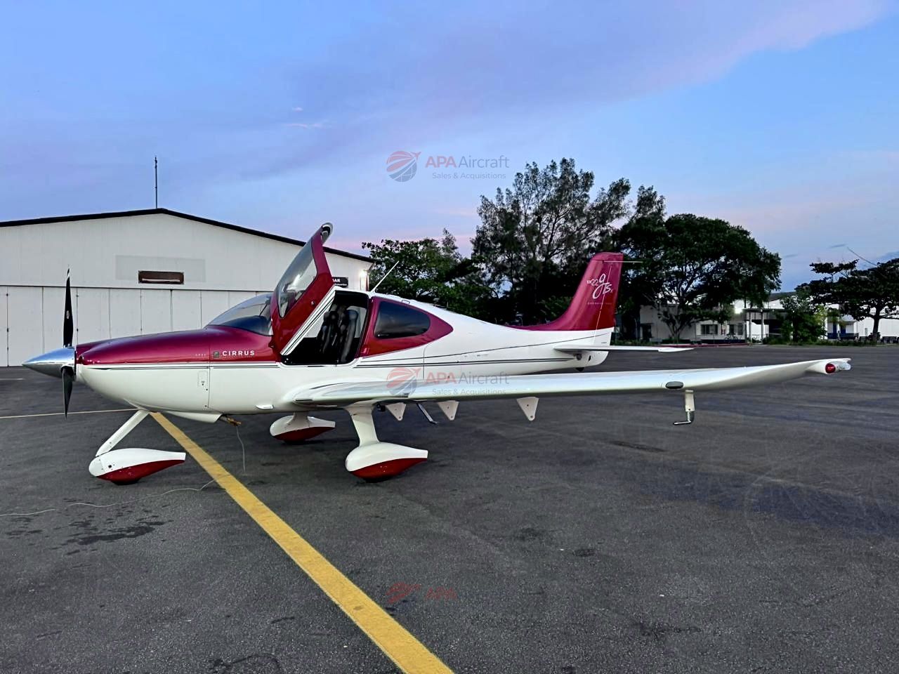 CIRRUS SR22 G3 GTS 2008 — foto 1 de 2