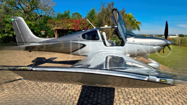 CIRRUS SR22 G6 PLATINUM 2026
