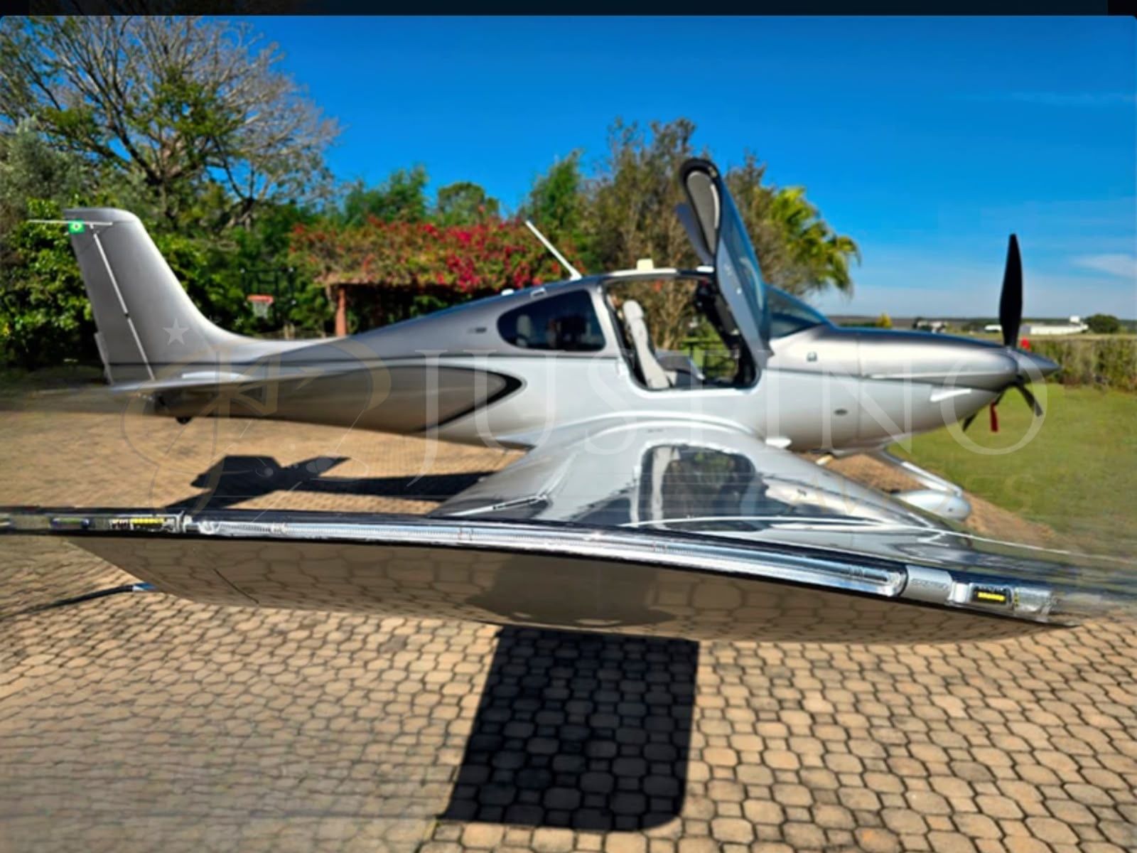 CIRRUS SR22 G6 PLATINUM 2026