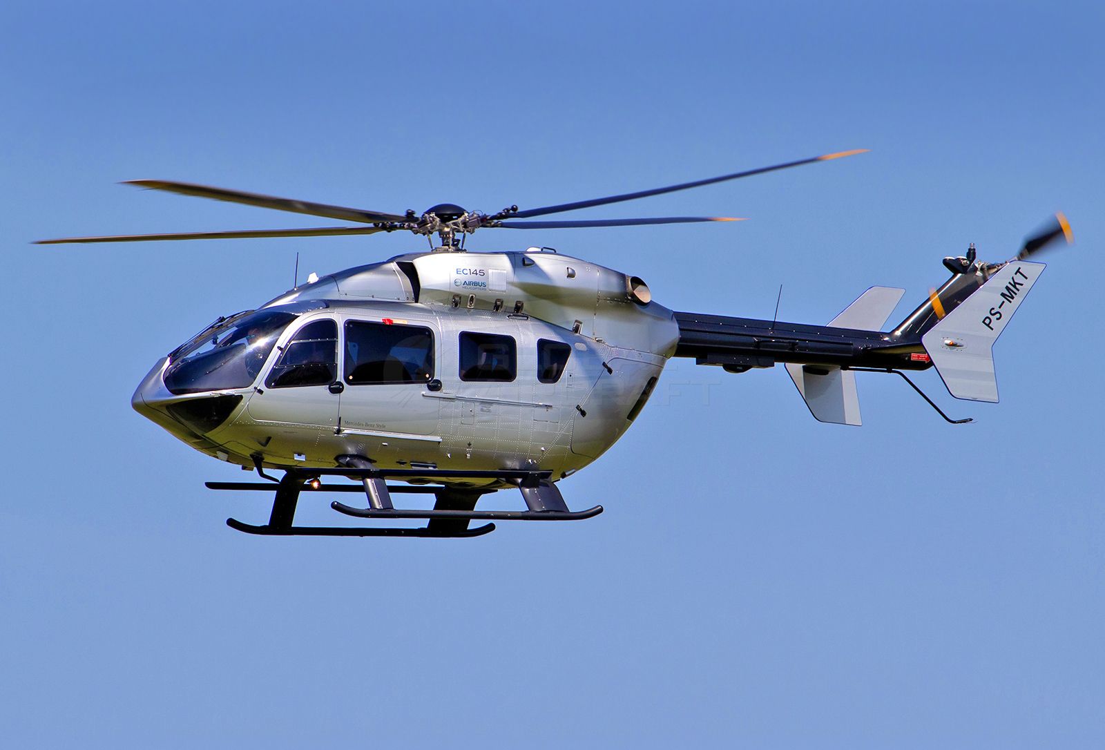 EUROCOPTER EC145 2014 — foto 1 de 8