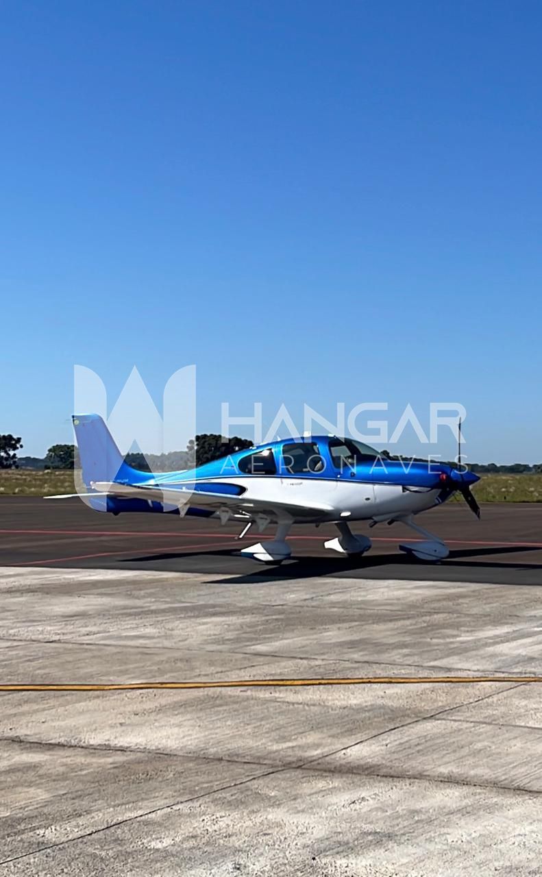 CIRRUS SR22 2021 — foto 1 de 9
