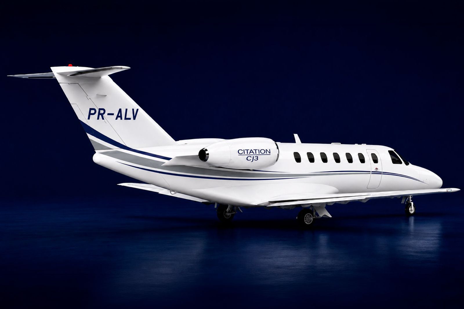 CESSNA CITATION CJ3 ANO 2007 — foto 3 de 5