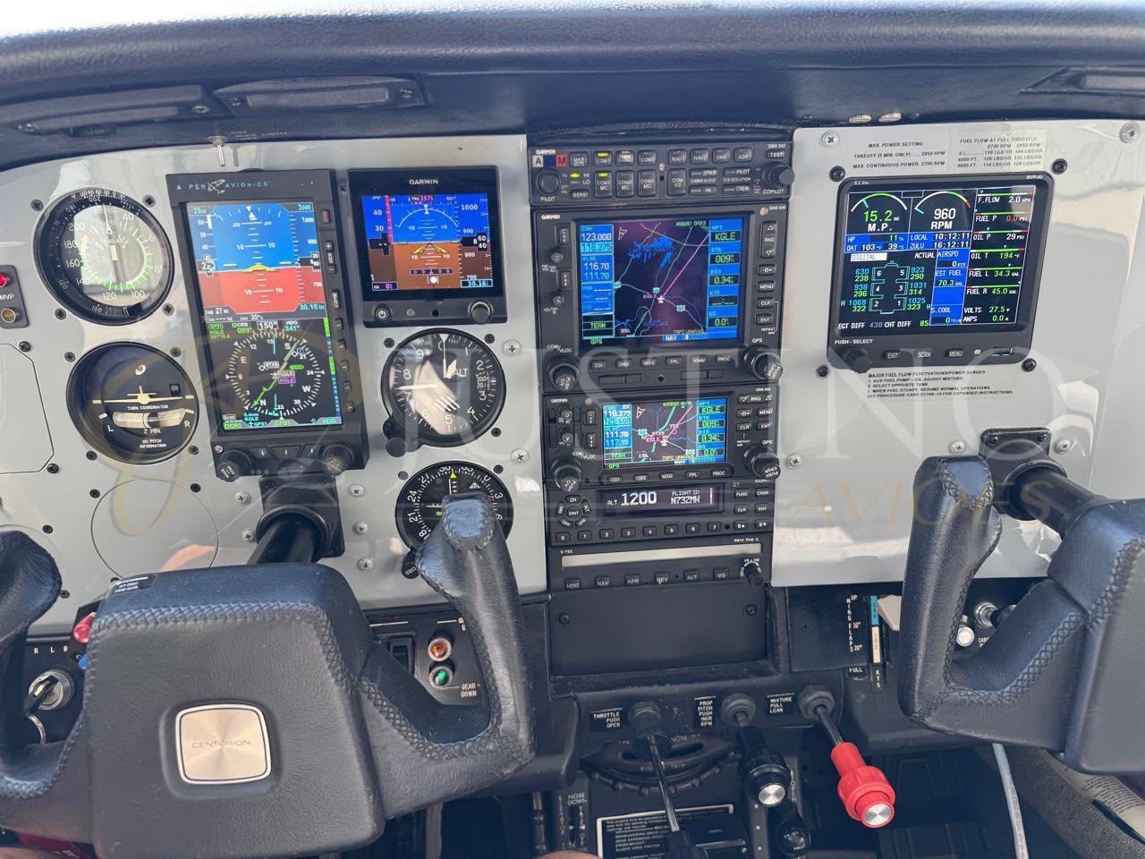CESSNA CENTURION 210M 1977