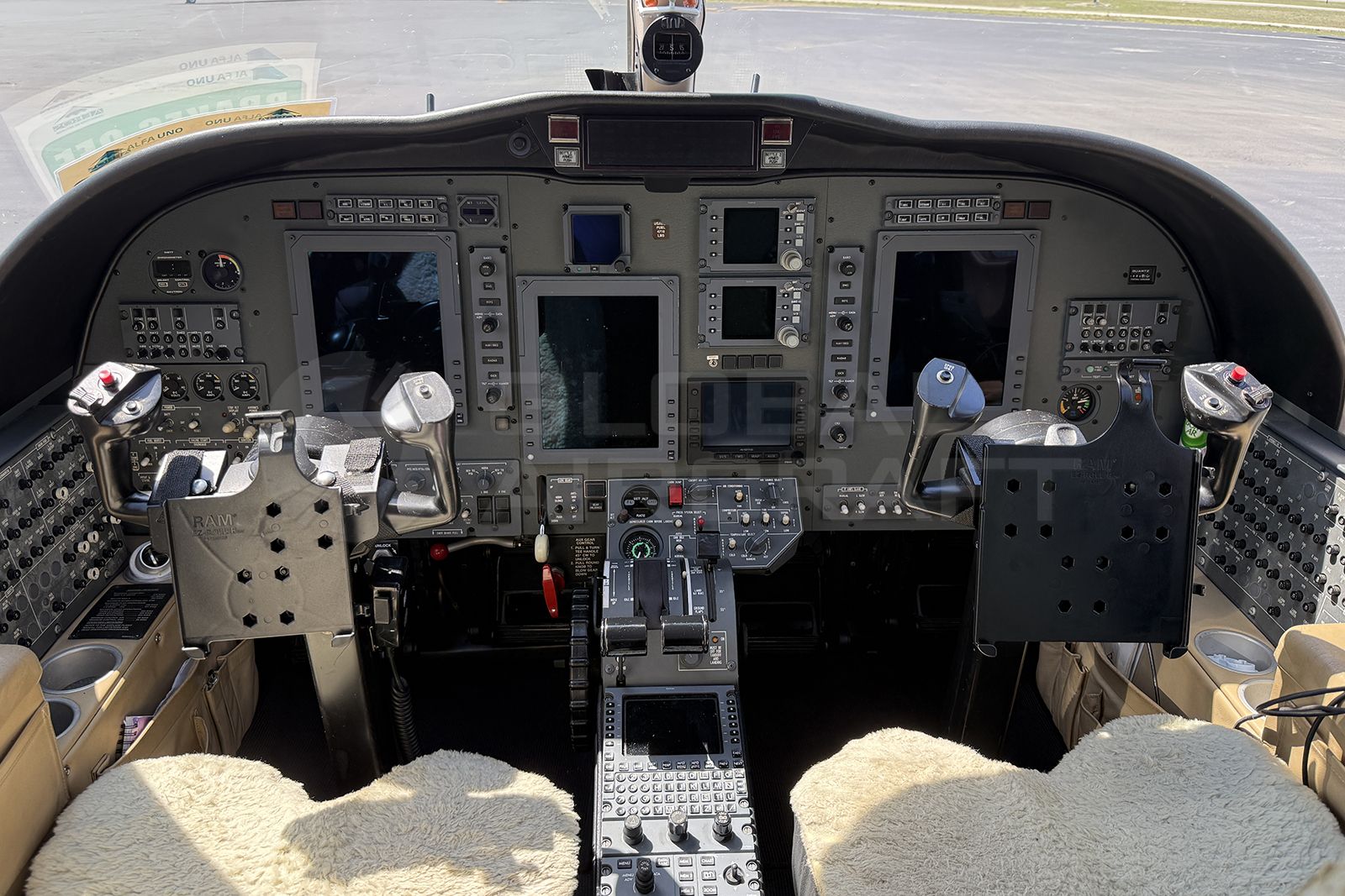 CESSNA CITATION CJ3 ANO 2007 — foto 4 de 5