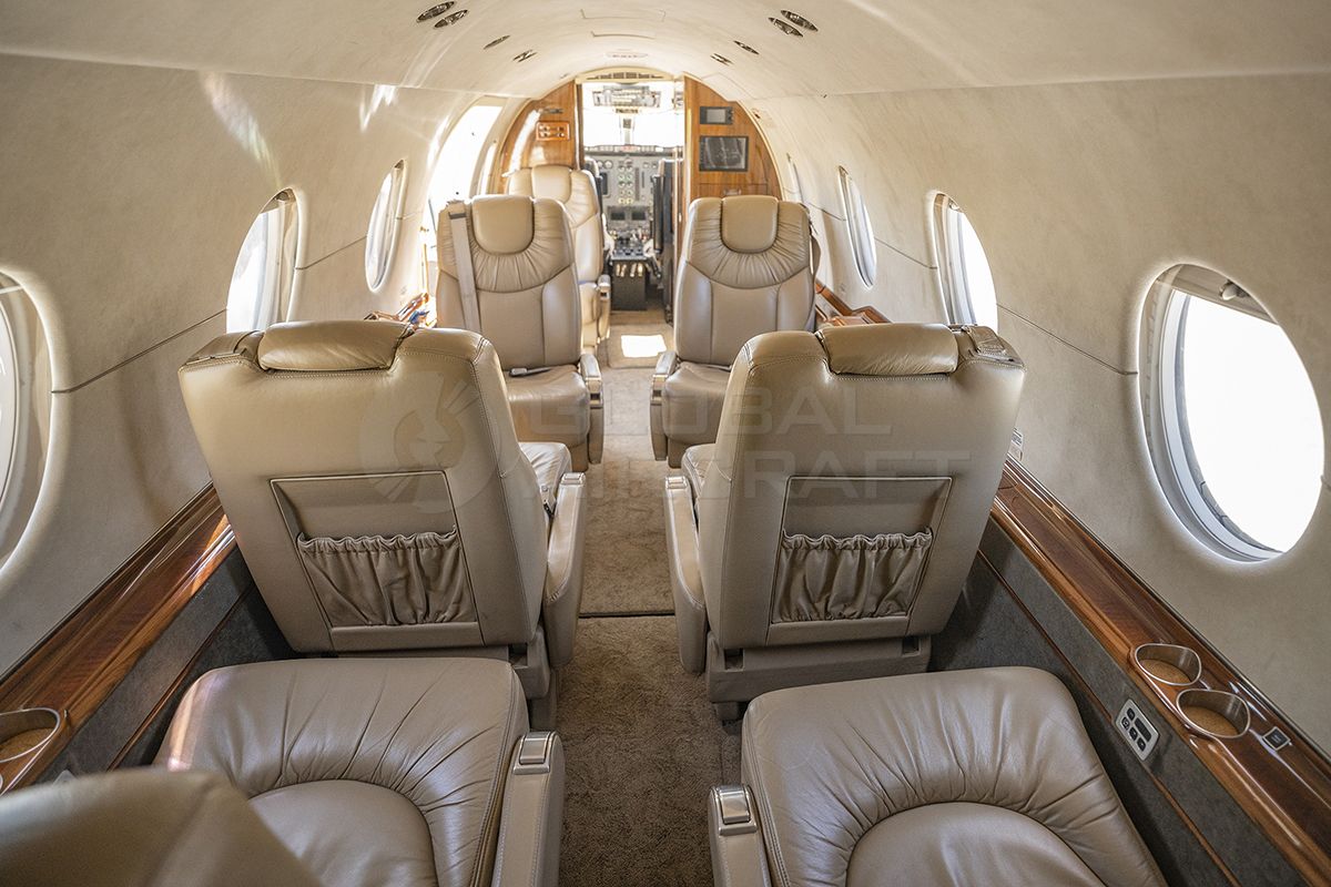 HAWKER 400XP 2007 — foto 10 de 12