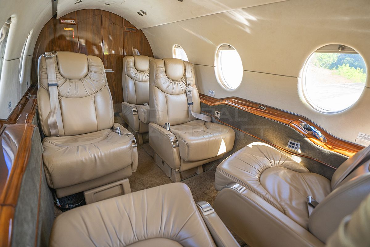 HAWKER 400XP 2007 — foto 7 de 12