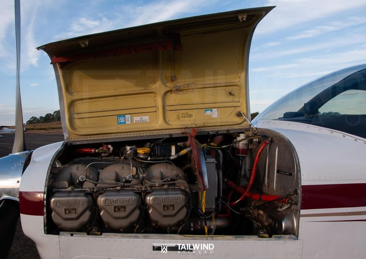 BEECHCRAFT BONANZA F33A 1975