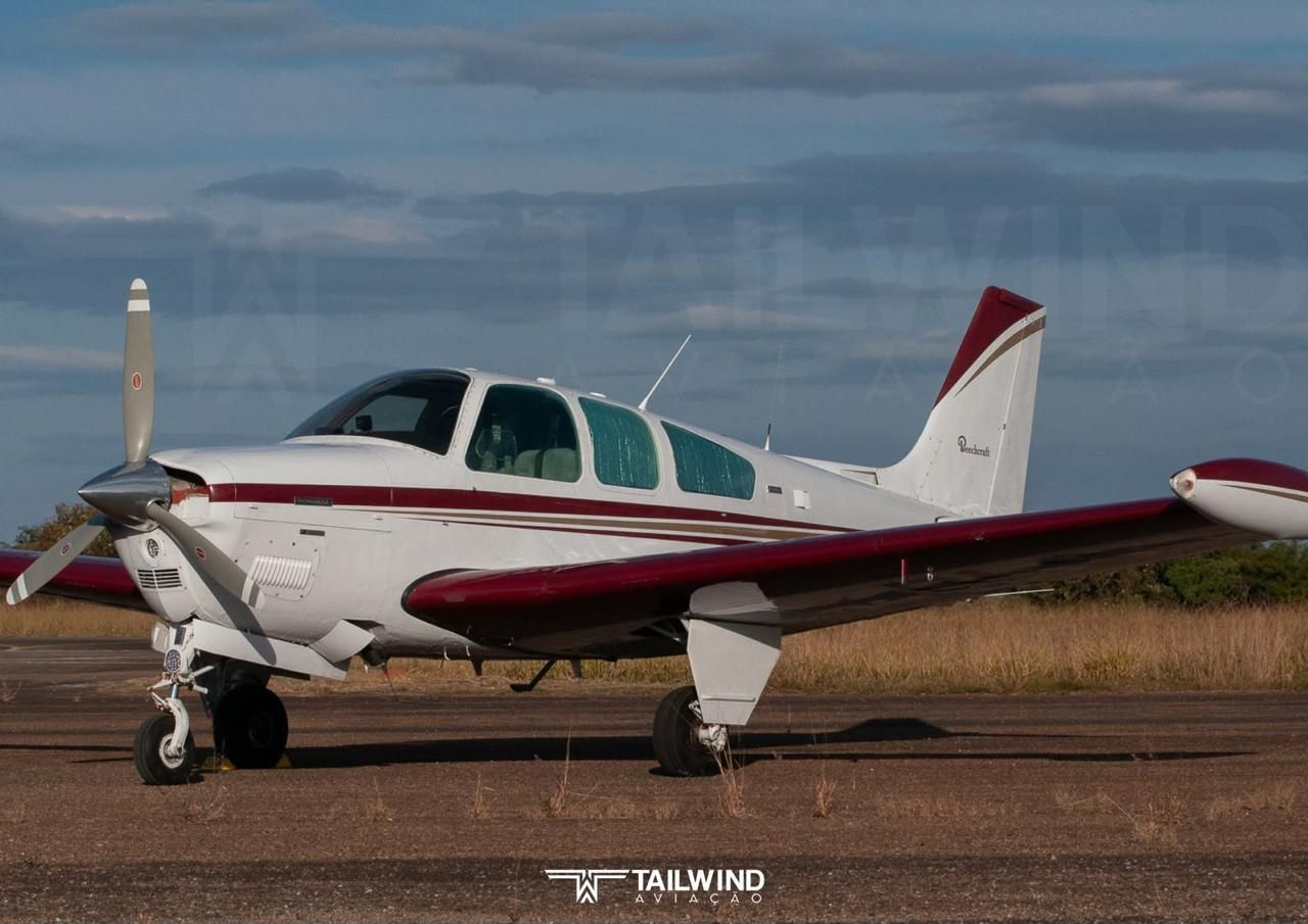 BEECHCRAFT BONANZA F33A 1975