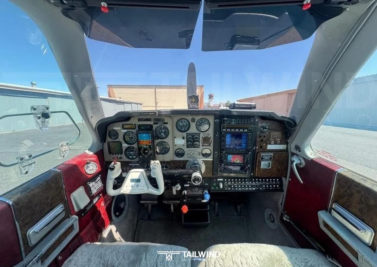 BEECHCRAFT BONANZA F33A 1975