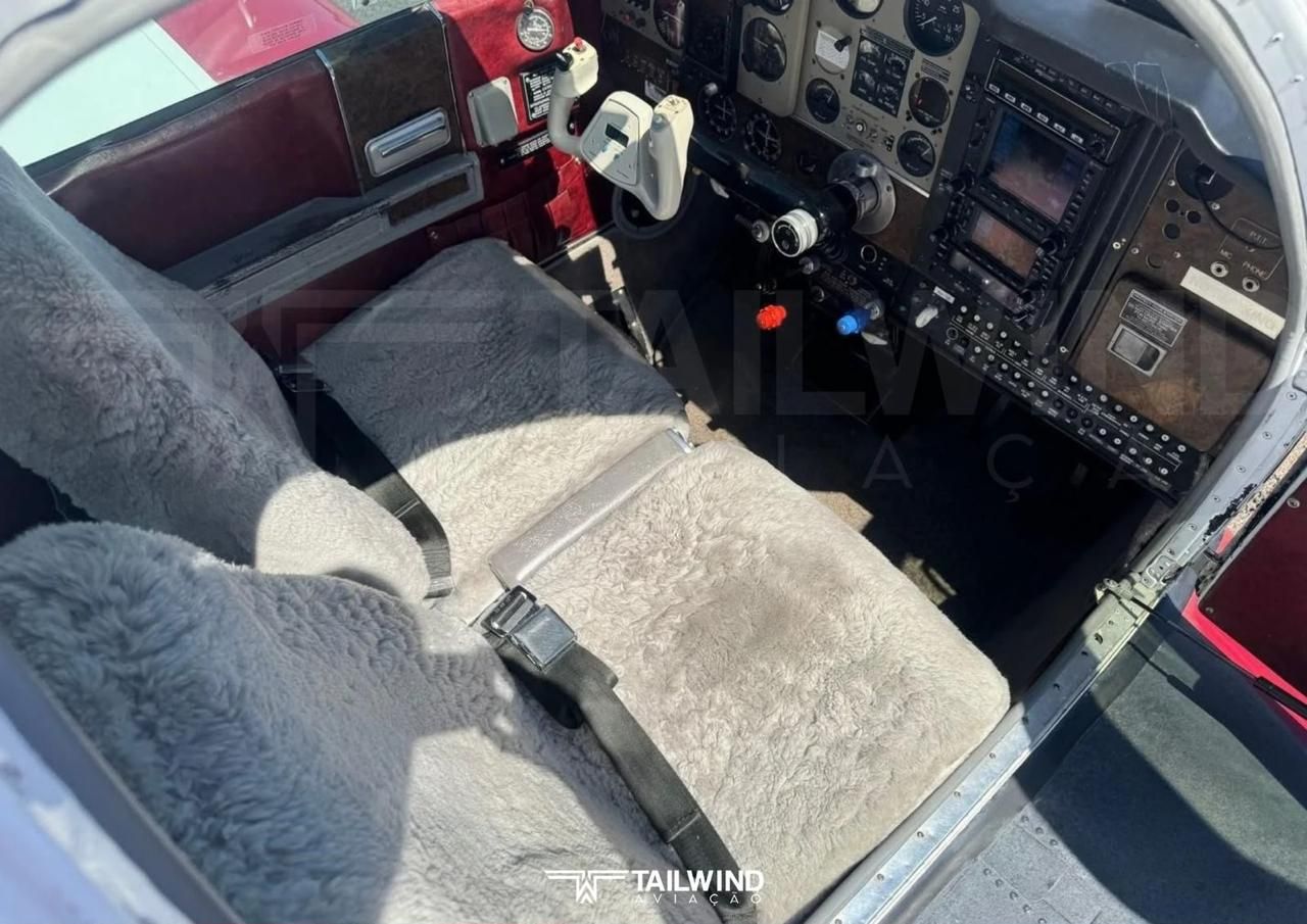 BEECHCRAFT BONANZA F33A 1975