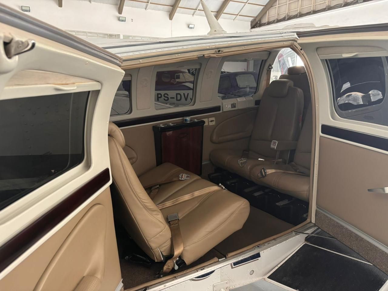 BEECHCRAFT BARON G58 2006 — foto 5 de 6