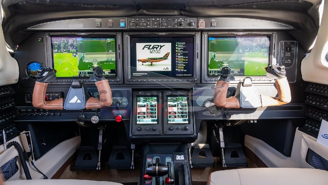 PIPER M700 FURY 2025