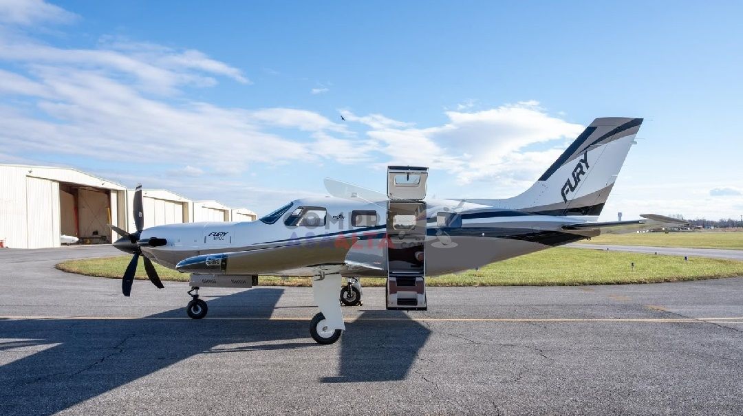 PIPER M700 FURY 2025