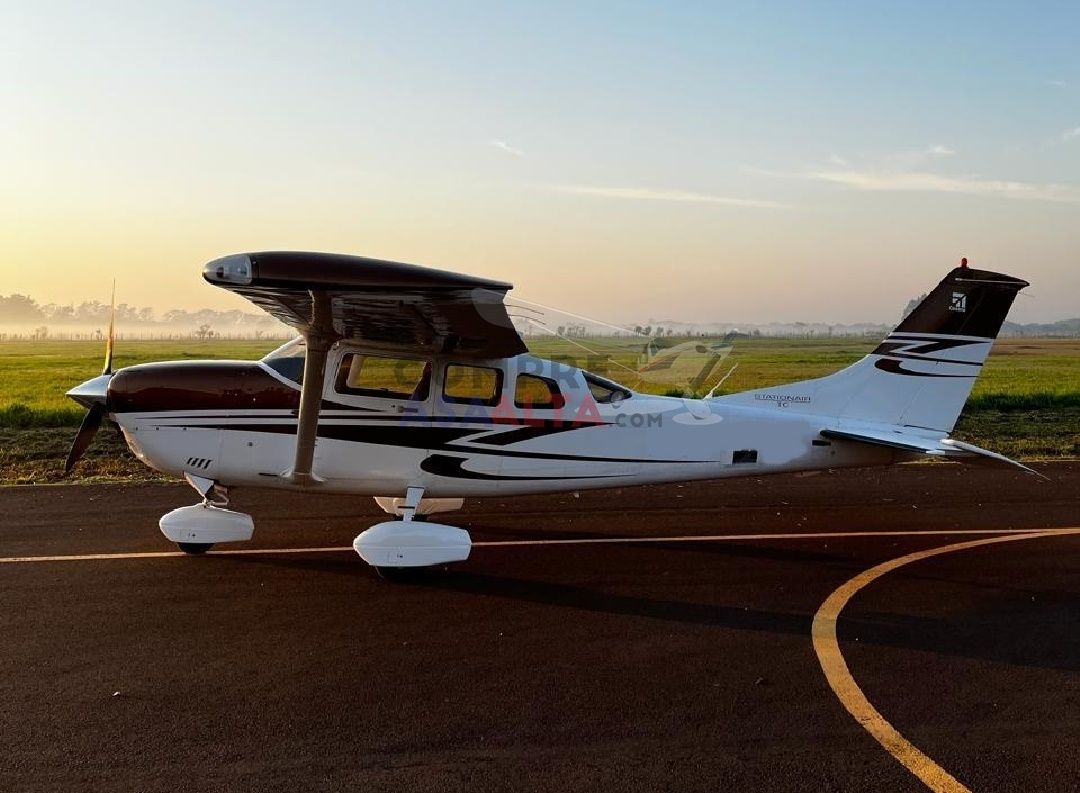 CESSNA T206H STATIONAIR 2007 — foto 4 de 8