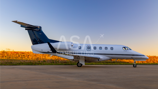 EMBRAER PHENOM 300 2014