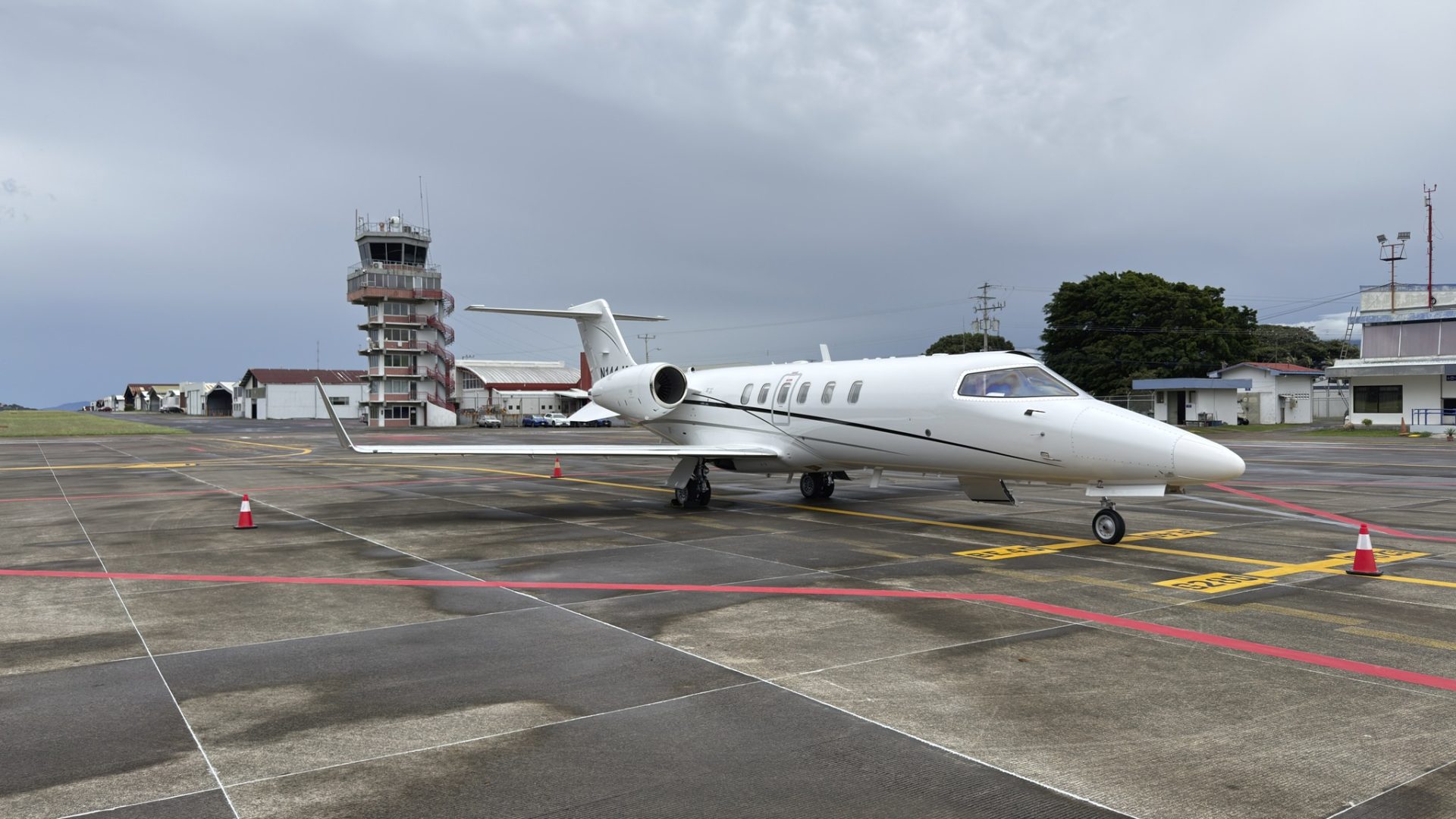 BOMBARDIER LEARJET 40 2004 — foto 4 de 10