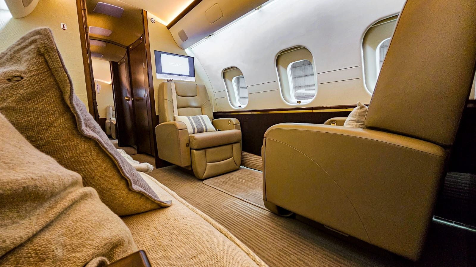 BOMBARDIER GLOBAL 5000 2011 — foto 14 de 15