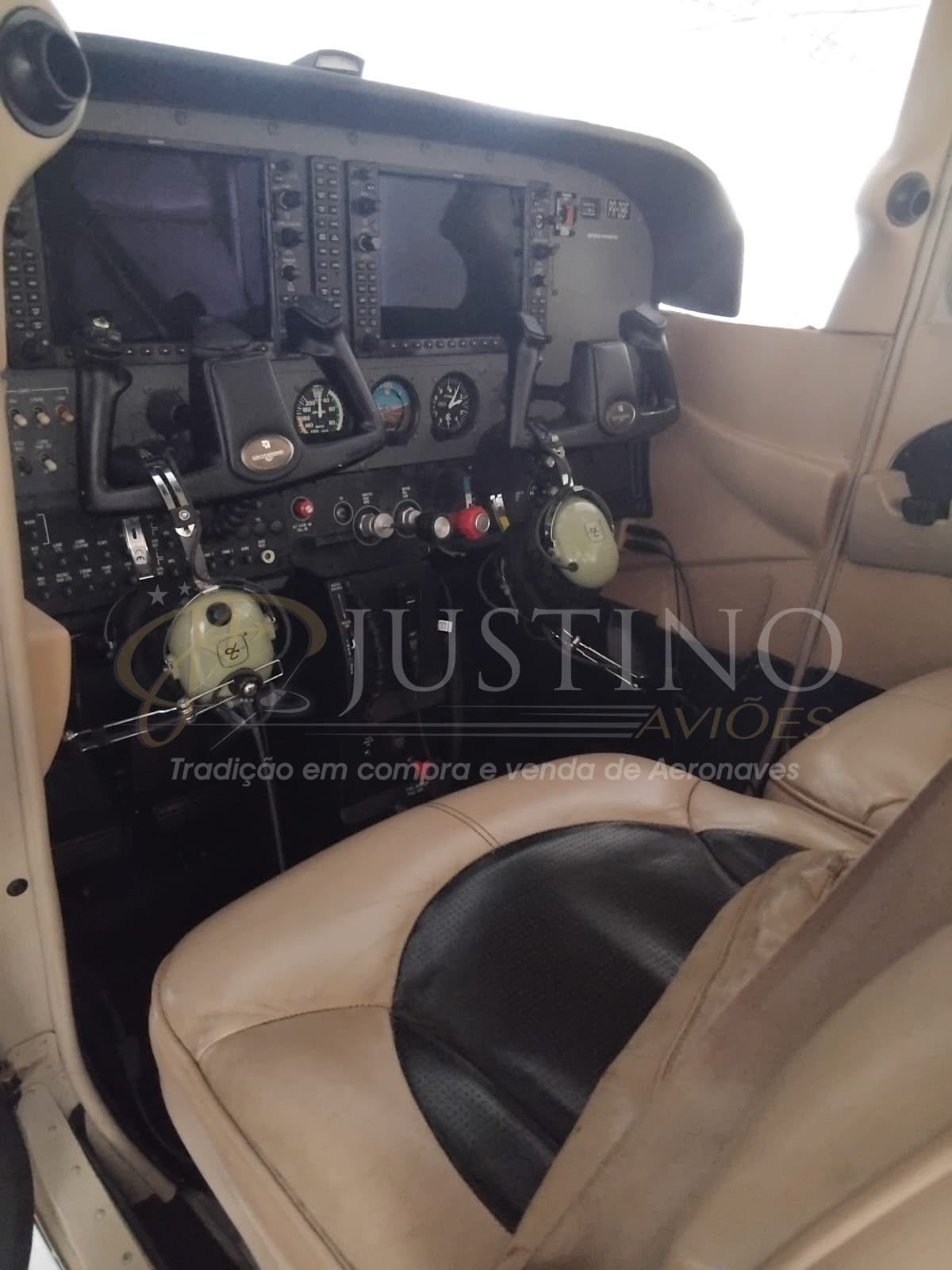 CESSNA C172S SKYHAWK 2012 — foto 4 de 5