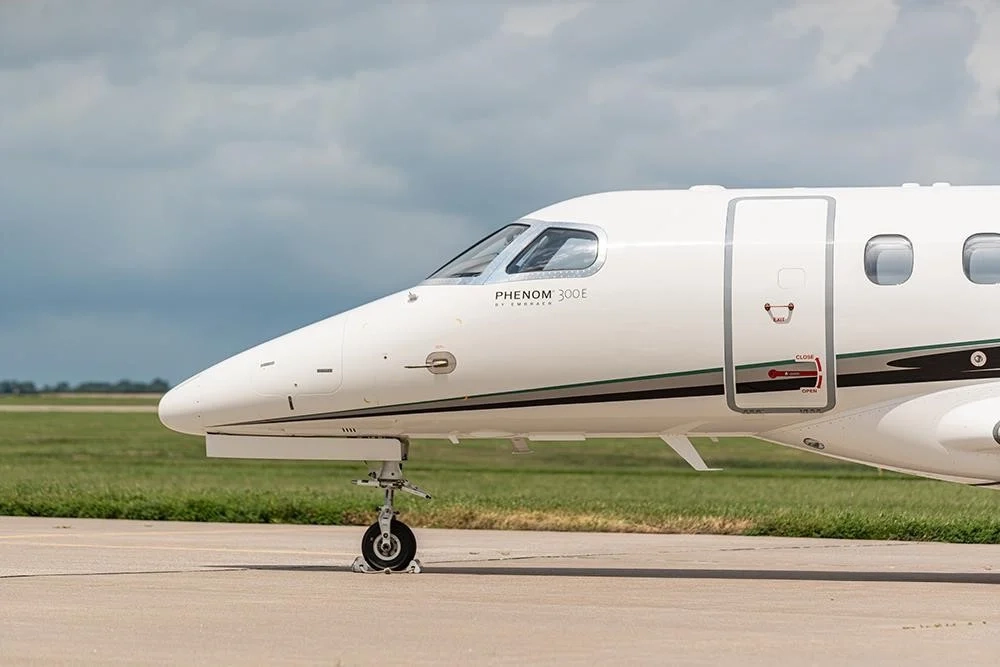 EMBRAER PHENOM 300E 2018 — foto 2 de 14