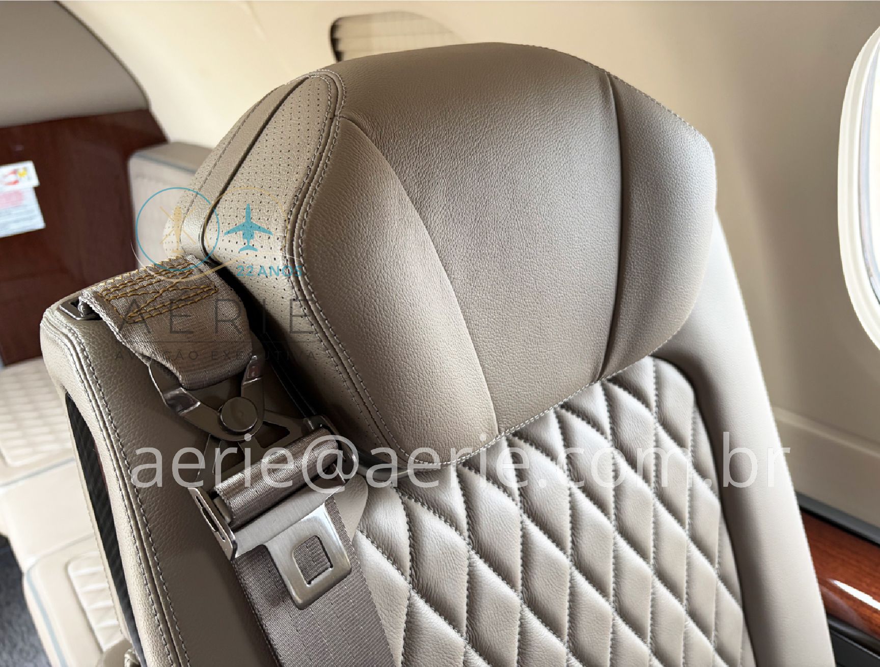 EMBRAER PHENOM 300E 2024 — foto 10 de 12