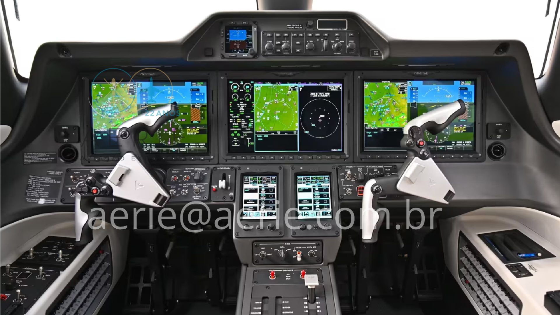 EMBRAER PHENOM 300E 2024 — foto 2 de 12