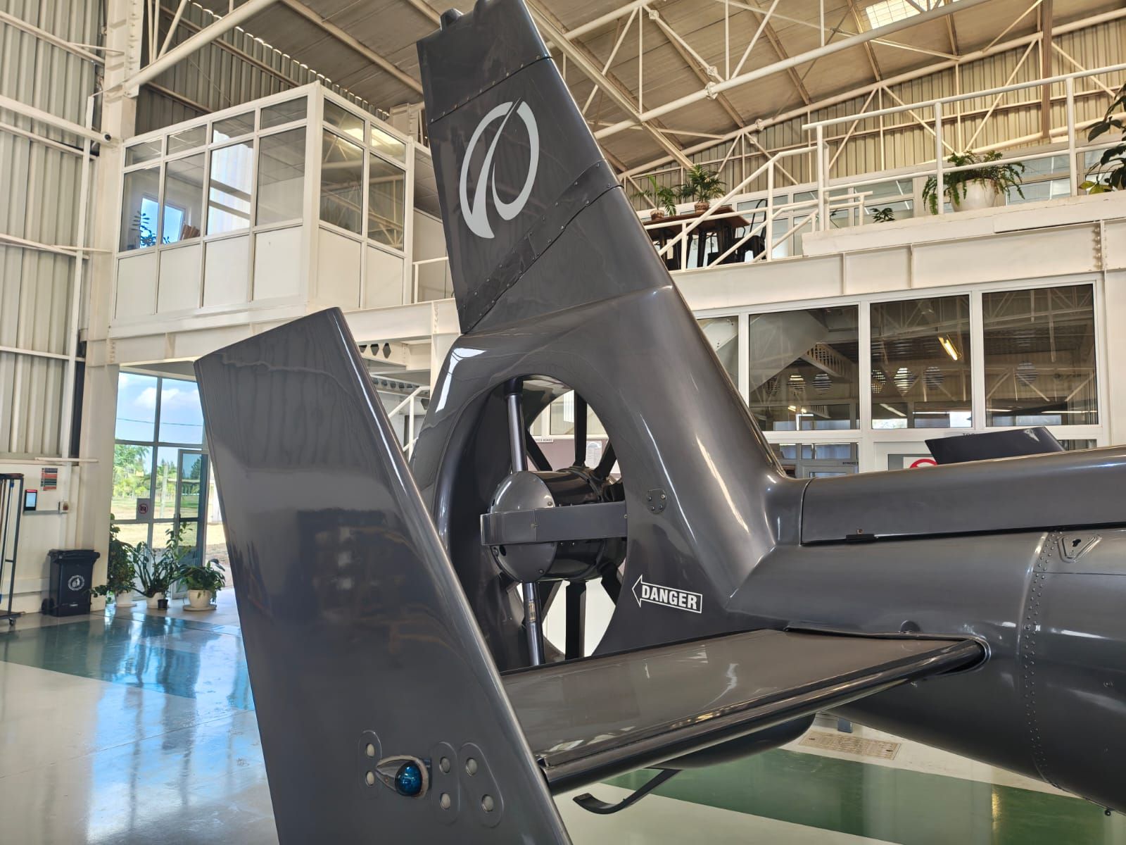 EUROCOPTER AS365N3 1999 — foto 13 de 14