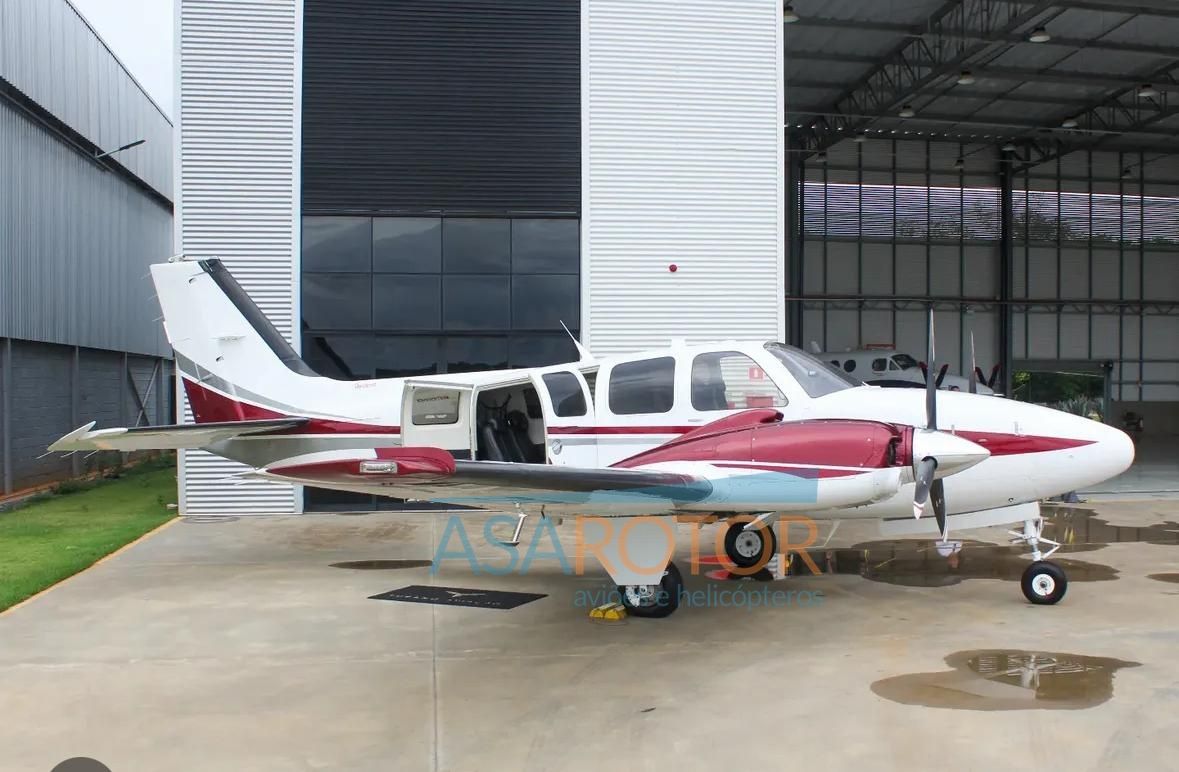 BEECHCRAFT BARON G58 2019 — foto 1 de 9