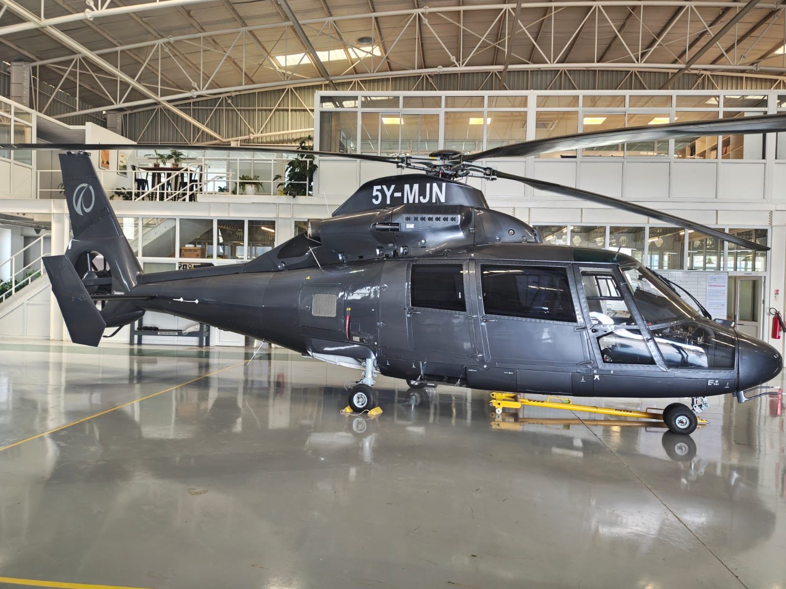 EUROCOPTER AS365N3 1999 — foto 5 de 14