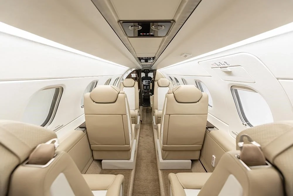 EMBRAER PHENOM 300E 2018 — foto 7 de 14