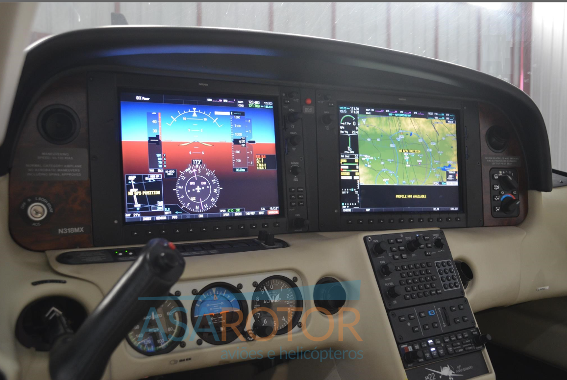 CIRRUS SR22 G2 2011 — foto 9 de 13