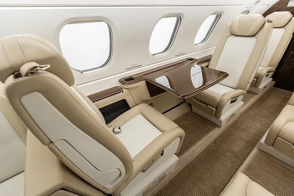EMBRAER PHENOM 300E 2018 — foto 9 de 14