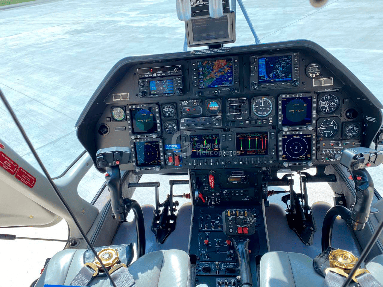 AGUSTA A109S GRAND 2010 — foto 7 de 14
