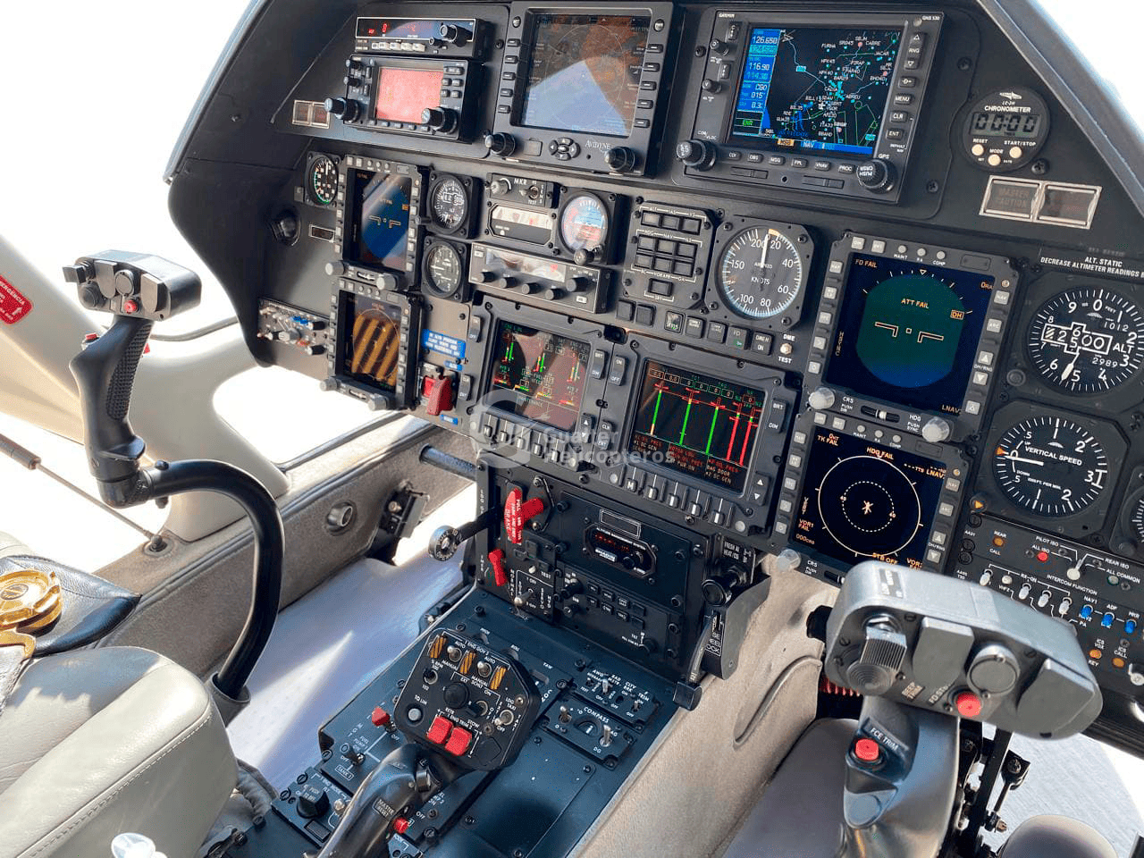 AGUSTA A109S GRAND 2010 — foto 9 de 14