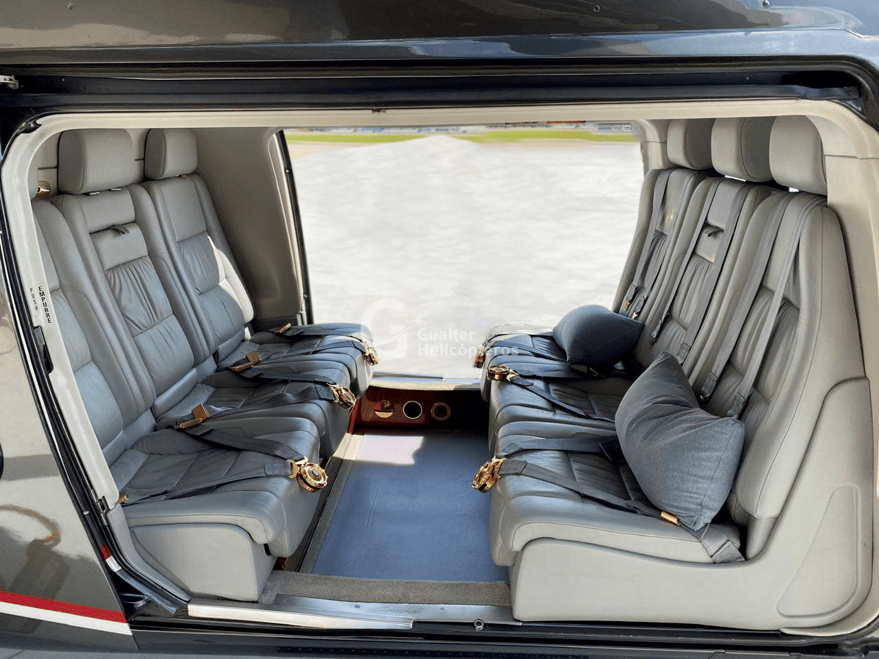 AGUSTA A109S GRAND 2010 — foto 13 de 14