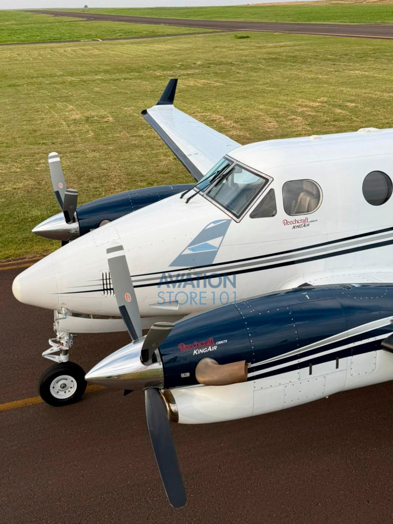 BEECHCRAFT KING AIR C90GTX 2010 — foto 23 de 23