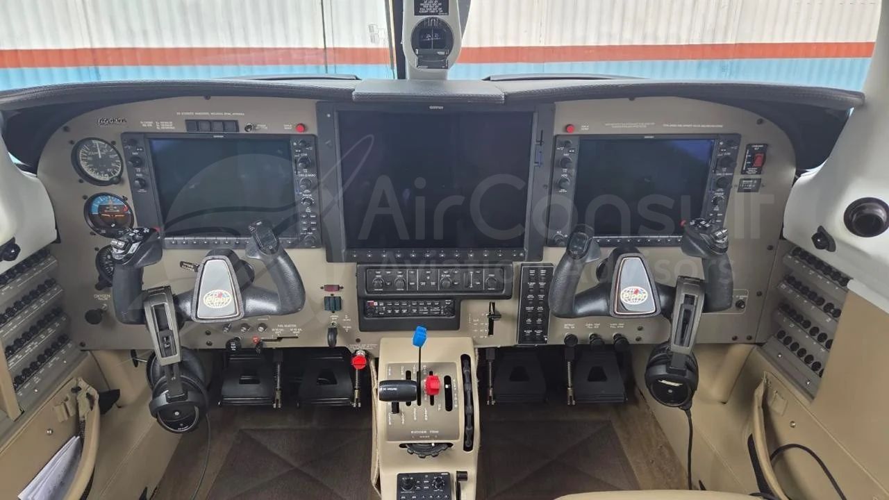 PIPER MALIBU MATRIX 2012 — foto 6 de 6
