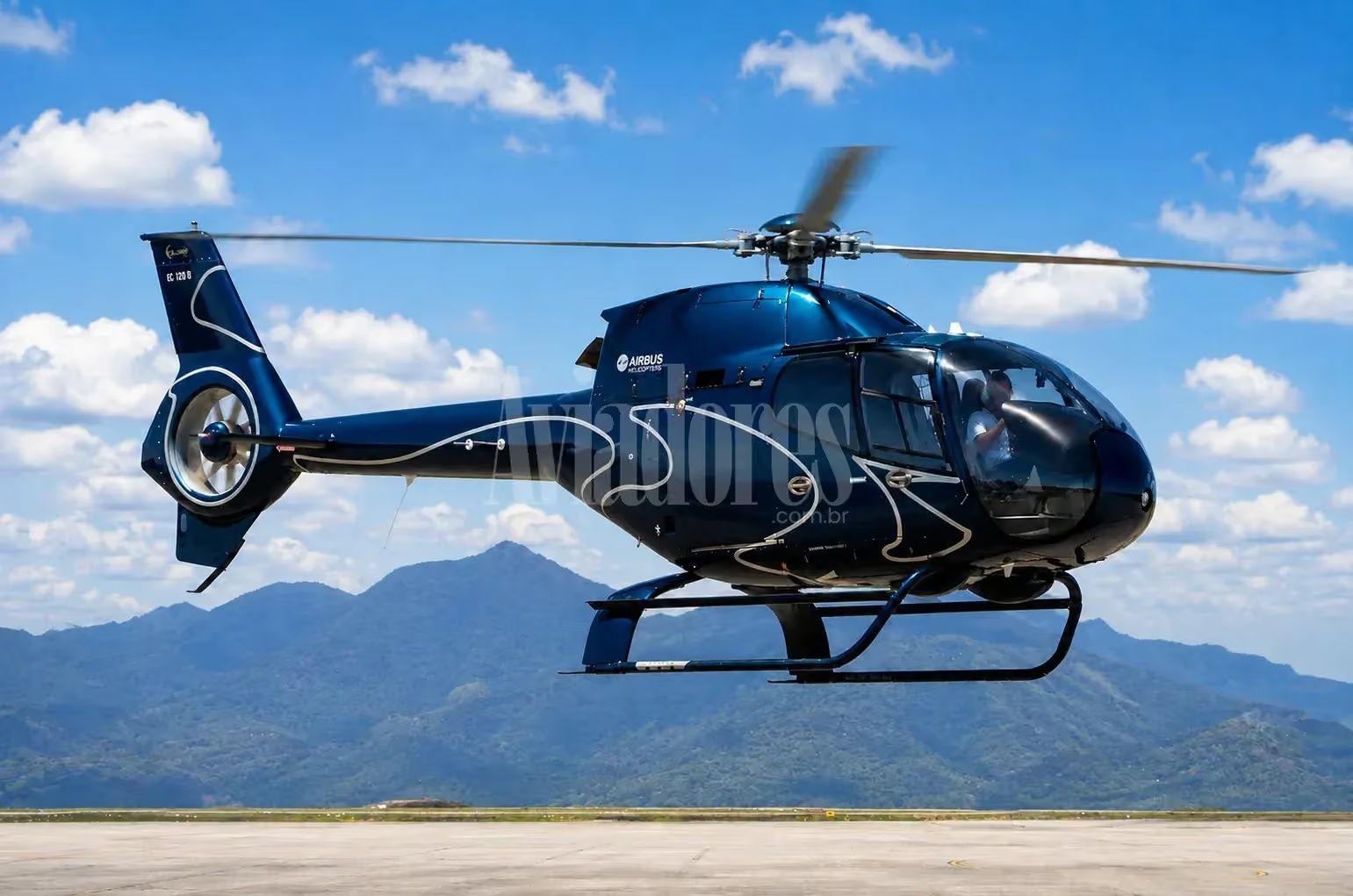 EUROCOPTER EC120B COLIBRI 1999 — foto 1 de 8