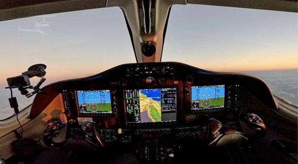 CESSNA CITATION MUSTANG 510 2011 — foto 2 de 4